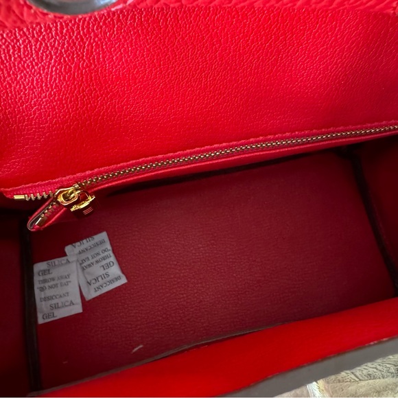 Red Pebble Leather 25 Doctor's Satchel Bag w/ Lock Key Gold HW B13 - Picture 12 of 12